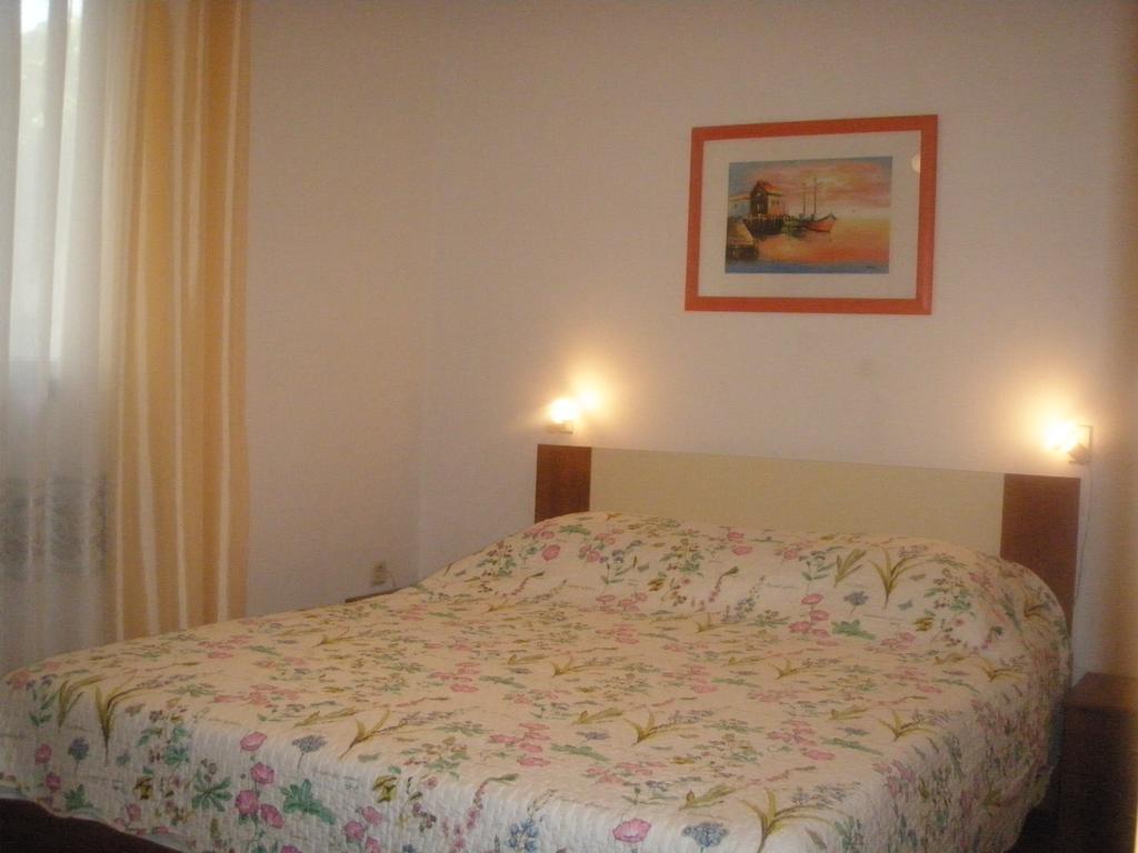 פורץ Apartments Barbara מראה חיצוני תמונה