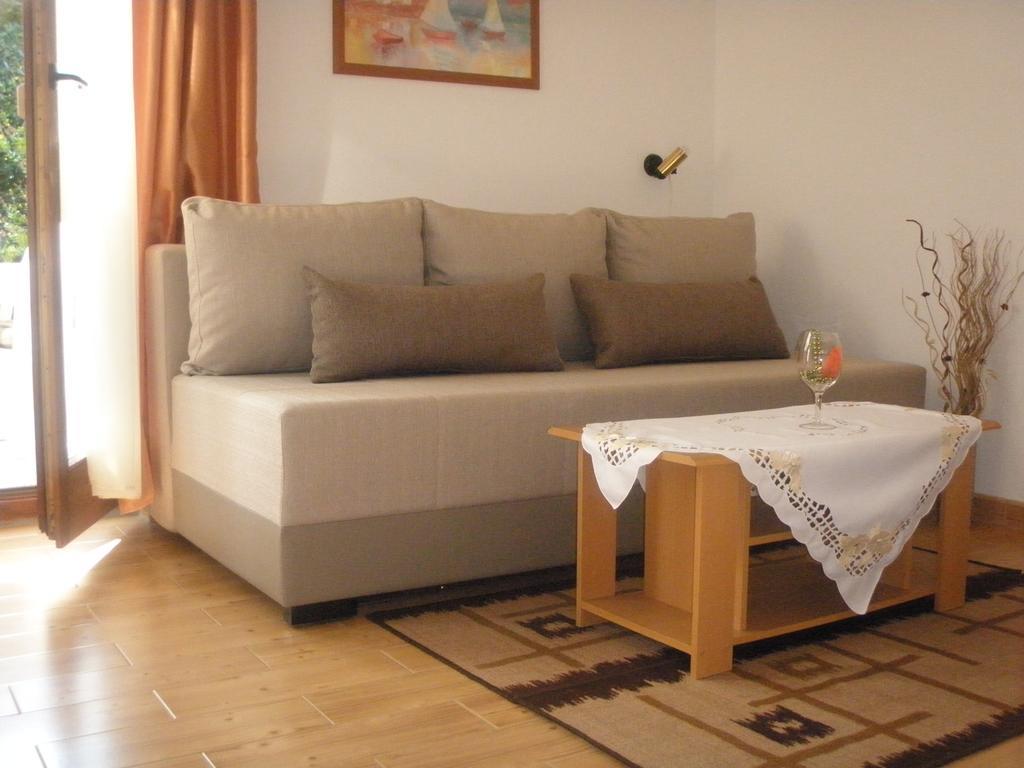 פורץ Apartments Barbara מראה חיצוני תמונה
