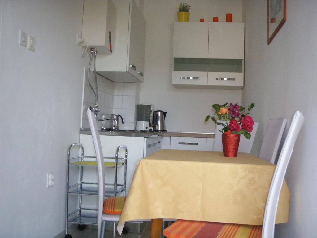 פורץ Apartments Barbara מראה חיצוני תמונה