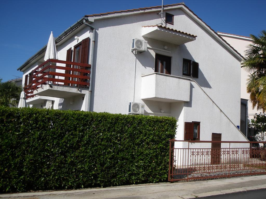 פורץ Apartments Barbara מראה חיצוני תמונה