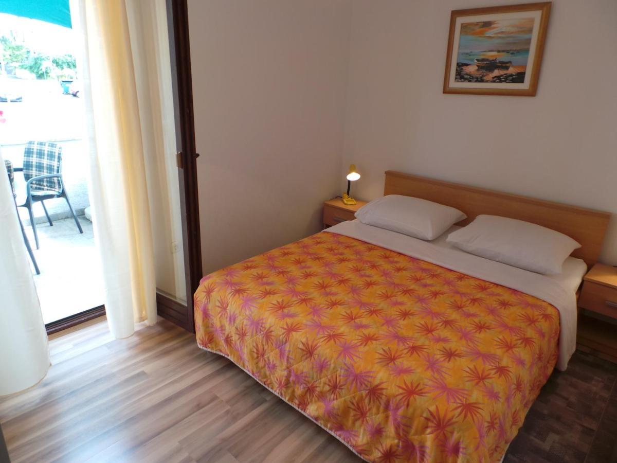 פורץ Apartments Barbara מראה חיצוני תמונה
